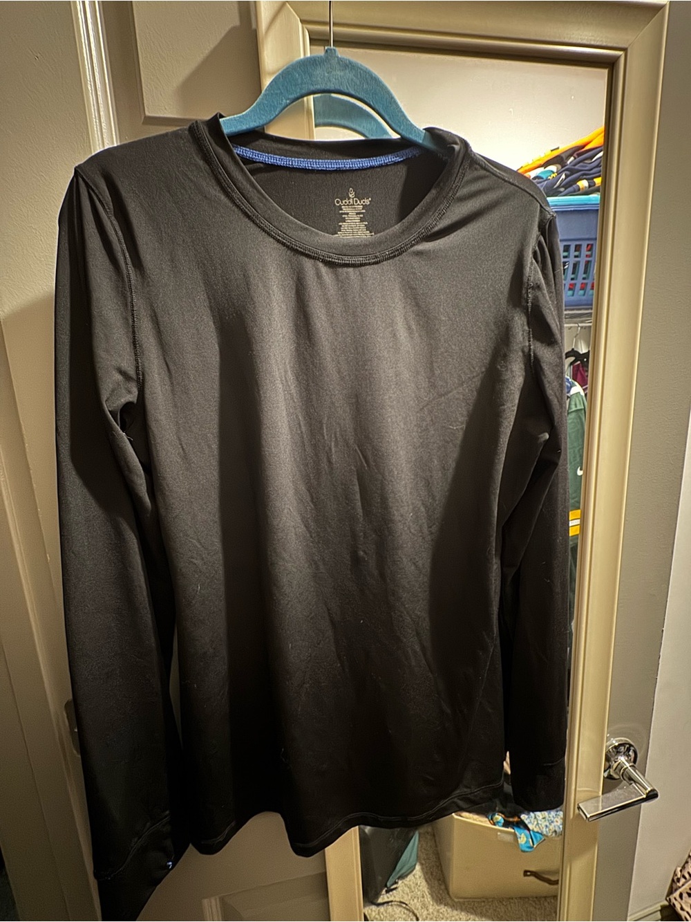 Cuddl Duds Men's Black Long-Sleeve Crew Top